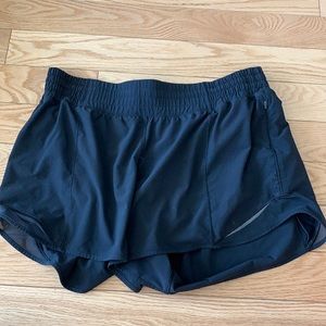 Lululemon Hottie Hot 4” short